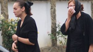 Adelina, sora Denisei Răducu, primele declaraţii după moartea artistei. Mărturii cutremurătoare. "Visul ei era să..."