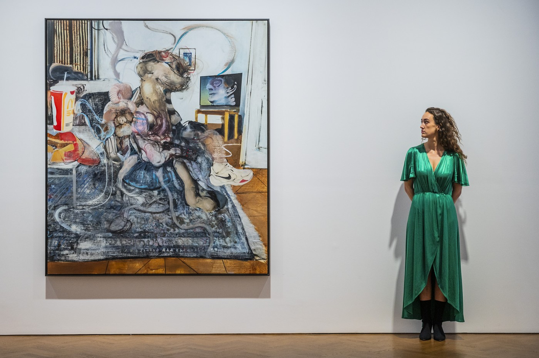 Adrian Ghenie, “The Fear of NOW”, la galeria Thaddaeus Ropac din Mayfair, Londra. Foto: Profimedia12 October-22 December 2022. New oil paintings and charcoal drawings by acclaimed artist Adrian Ghenie will be presented at Thaddaeus Ropac in his most extensive exhibition in London for almost a decade.
Adrian Ghenie, The Fear of NOW, at Thaddaeus Ropac London., Mayfair, London, UK - 07 Oct 2022,Image: 728794784, License: Rights-managed, Restrictions: , Model Release: no