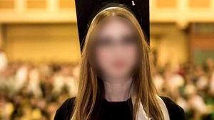 Caz cutremurător la Iași. O studentă s-a legat la ochi și s-a aruncat pe fereastra căminului: ”Toată viața mea a fost numai coșmar”
