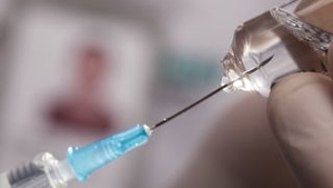 Seringa cu care i-a fost administrat medicamentul fatal lui Michael Jackson, scoasa la licitatie pentru 5 milioane de dolari