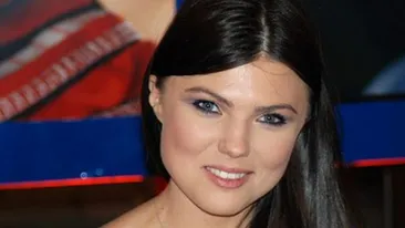 A fost criticată că s-a îngrăşat, aşa că a luat măsuri! PAULA SELING este, din nou, o cântăreaţă sexy