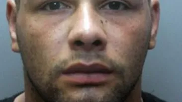 Planul diabolic l-a aruncat direct in puscărie! Ce a vrut un bărbat gelos să-i facă iubitei sale! A luat o sticlă de lipici si...