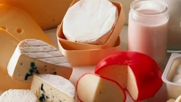 Toţi românii trebuie să ştie asta! O bacterie extrem de periculoasă a fost găsită în produsele lactate