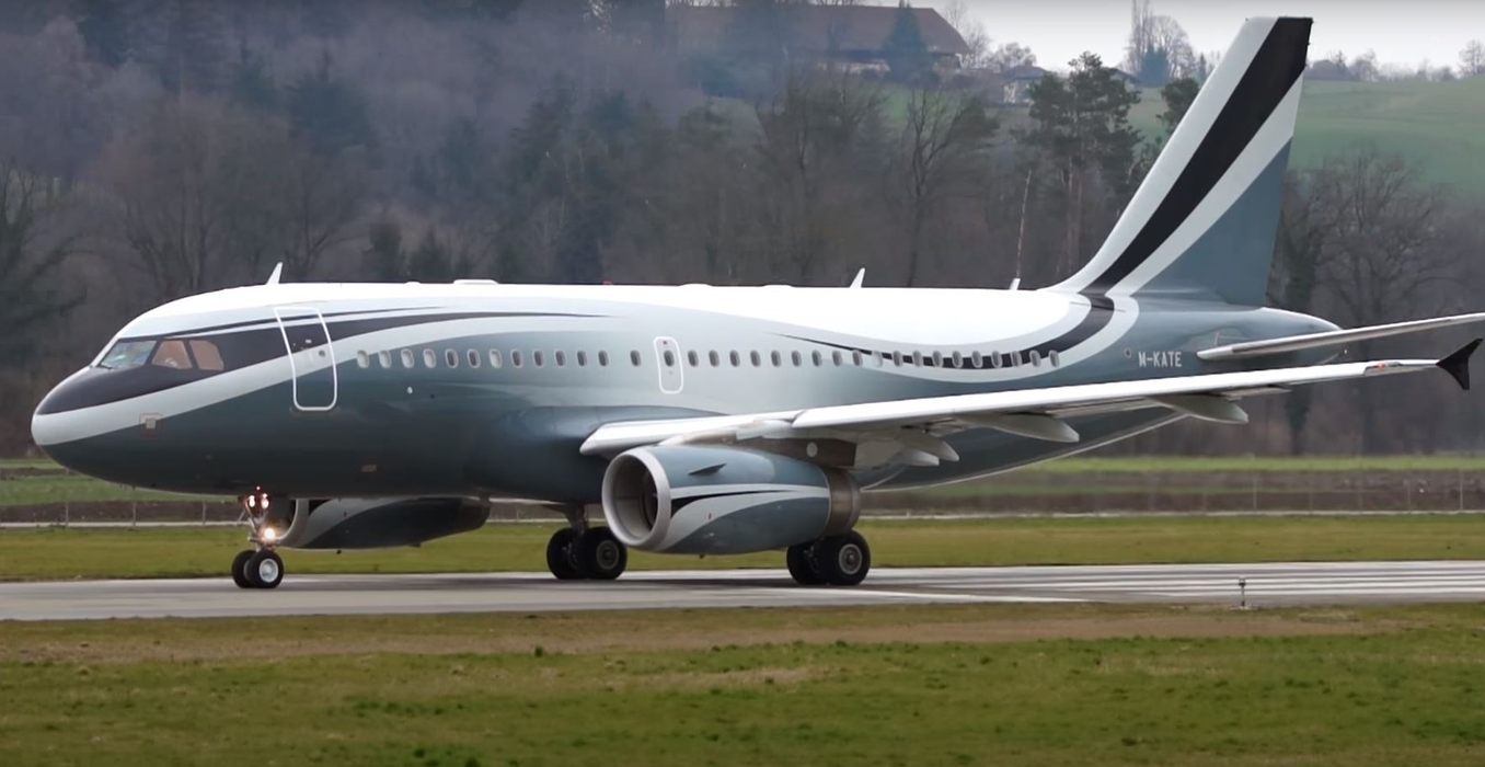 Avionul privat al lui Dmitri Rybolovlev