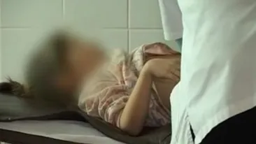 O fetiţă de 12 ani a fost desfigurată de câinele vecinilor! 