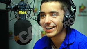 Adrian Tutu: "Daca nu ramaneam fara parinti nu puteam niciodata sa scriu asemenea versuri"