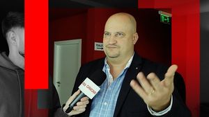 Uluitor! Câți bani a făcut Șerban Huidu în cei 25 de ani de “Cronica Cârcotașilor”: “Fac și eu ca Țiriac, «milioanele, că am mai multe»!”