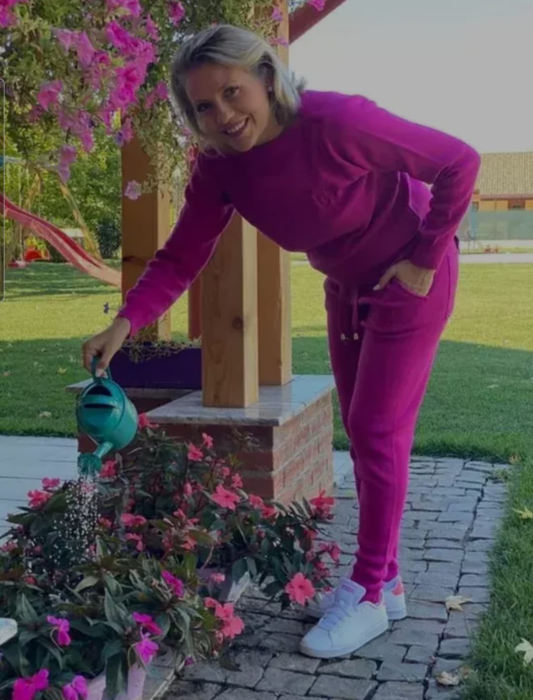 Cum arată vila din Snagov a Mirelei Vaida. Casa are 5 camere, o piscină și o grădină imensă