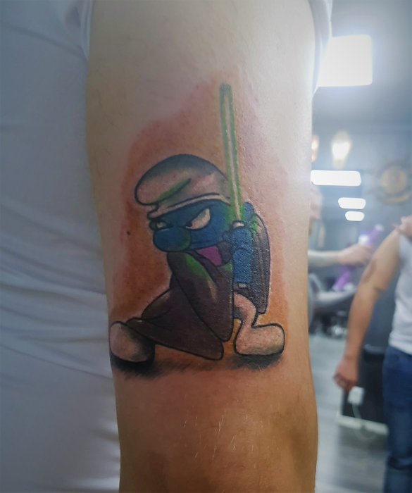 Bogdan Vandici, câștigătorul “Chefi la cuțite”, și-a făcut un tatuaj incredibil! Toată ”aventura” lui culinară a fost transpusă într-un desen
