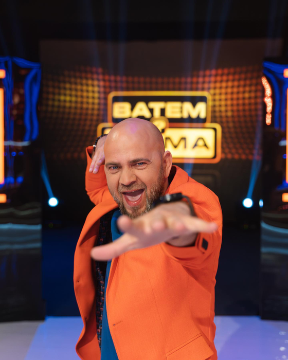 Cosmin Seleși revine la Pro TV, cu un nou sezon al emisiunii "Batem Palma?" (Foto: Instagram)