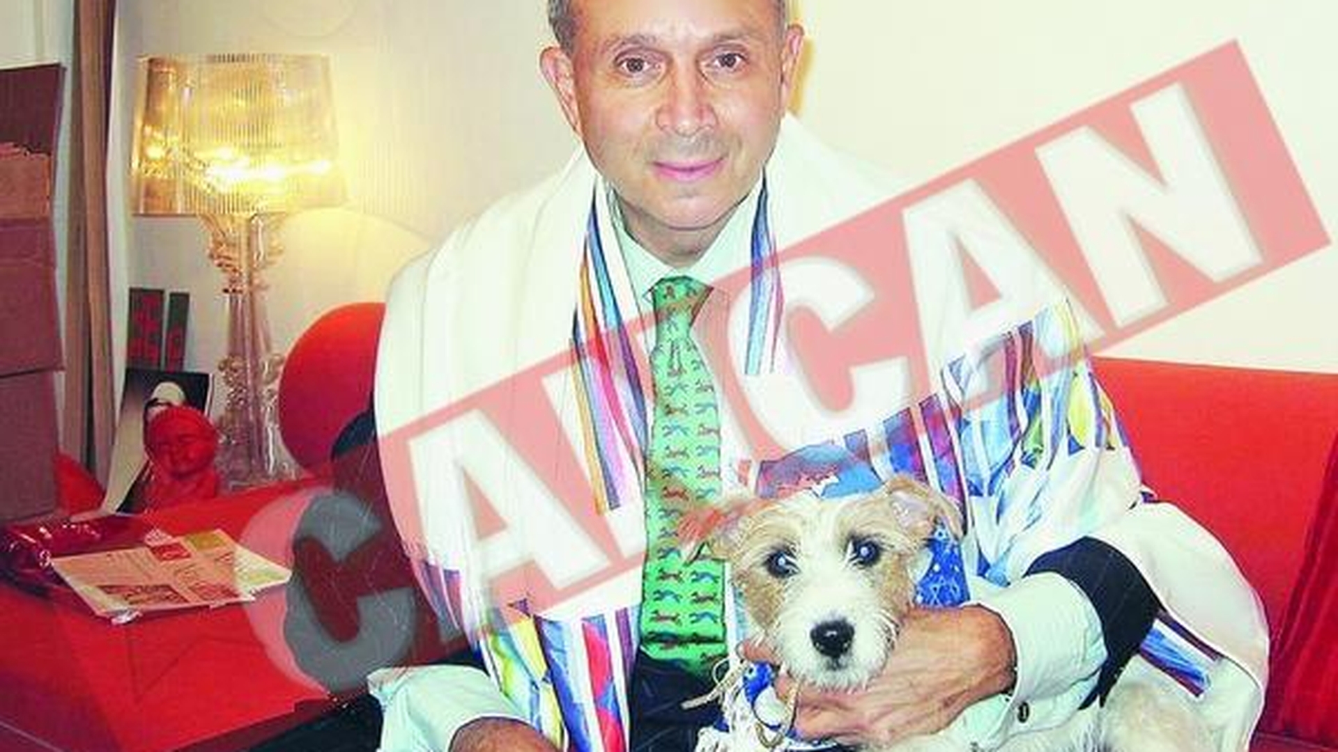 I-a facut petrecere de 10.000 de dolari cainelui