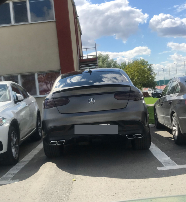 Dennis Man și-a cumpărat un Mercedes-AMG GLE 43 4MATIC de 100.000 de euro, de care este foarte mândru