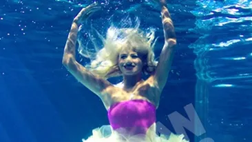 Fetele Next Top Model, shooting spectaculos sub apa! Au stat mai bine de cinci ore ude! Uite-le ce fashion sunt!