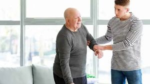Ce a pățit un pensionar de 82 de ani din Spania, după ce a angajat un tânăr român ca să aibă grijă de el