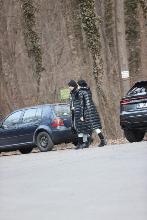Cristi Borcea și Valentina Pelinel se pregătesc de ieșirea în natură (Foto: CANCAN.RO)