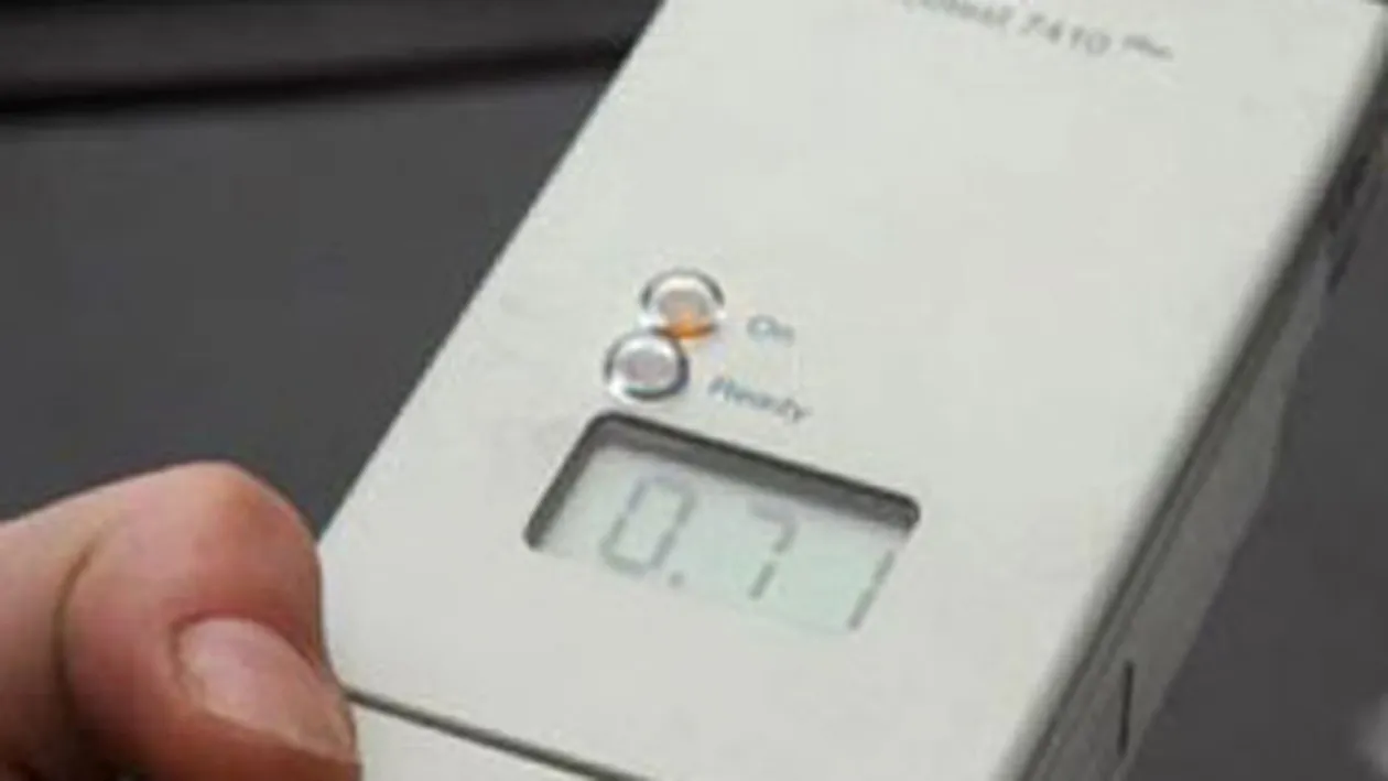 VIDEO! Un sofer a facut panarama la IML: Am lovit 20 de masini, eram beat de te doare la basca! Sunt smecher de smecher mafiot