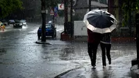 Alertă ANM! Vremea se schimbă în România. Meteorologii anunță cod galben de precipitații abundente și intensificări ale vântului