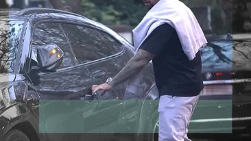 Ireal! Cum îl copiază Alex Bodi pe legendarul Maradona! Musculosul ”lovește” cu încă o apariție spectaculoasă