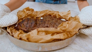 Miel kleftiko la tine acasă, preparatul haiducilor greci care transformă a doua zi de Paște într-un festin