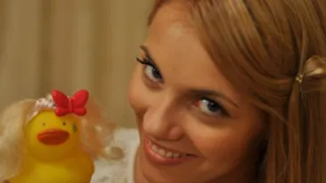 Remedii naturiste de la Andreea Ibacka: Usturoiul te scapa de cosuri!