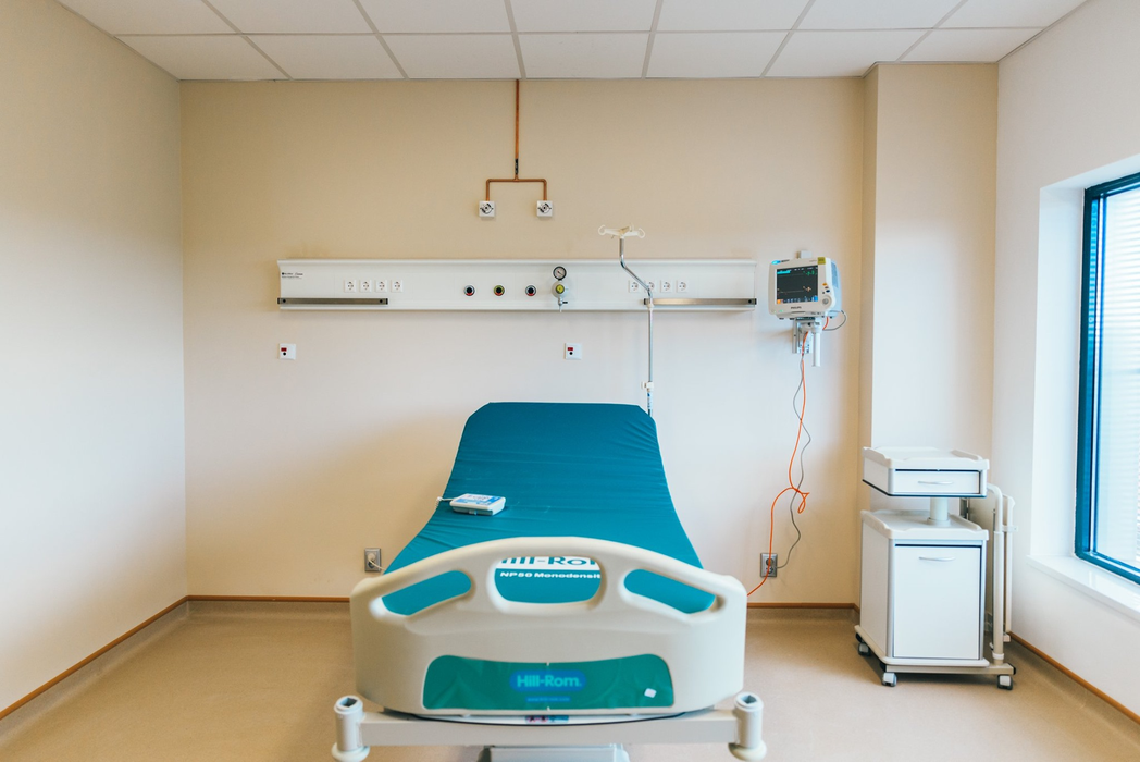 "Grație" pandemiei, băcăuanii pot beneficia de un spital ultramodern, devenit funcțional în timp record