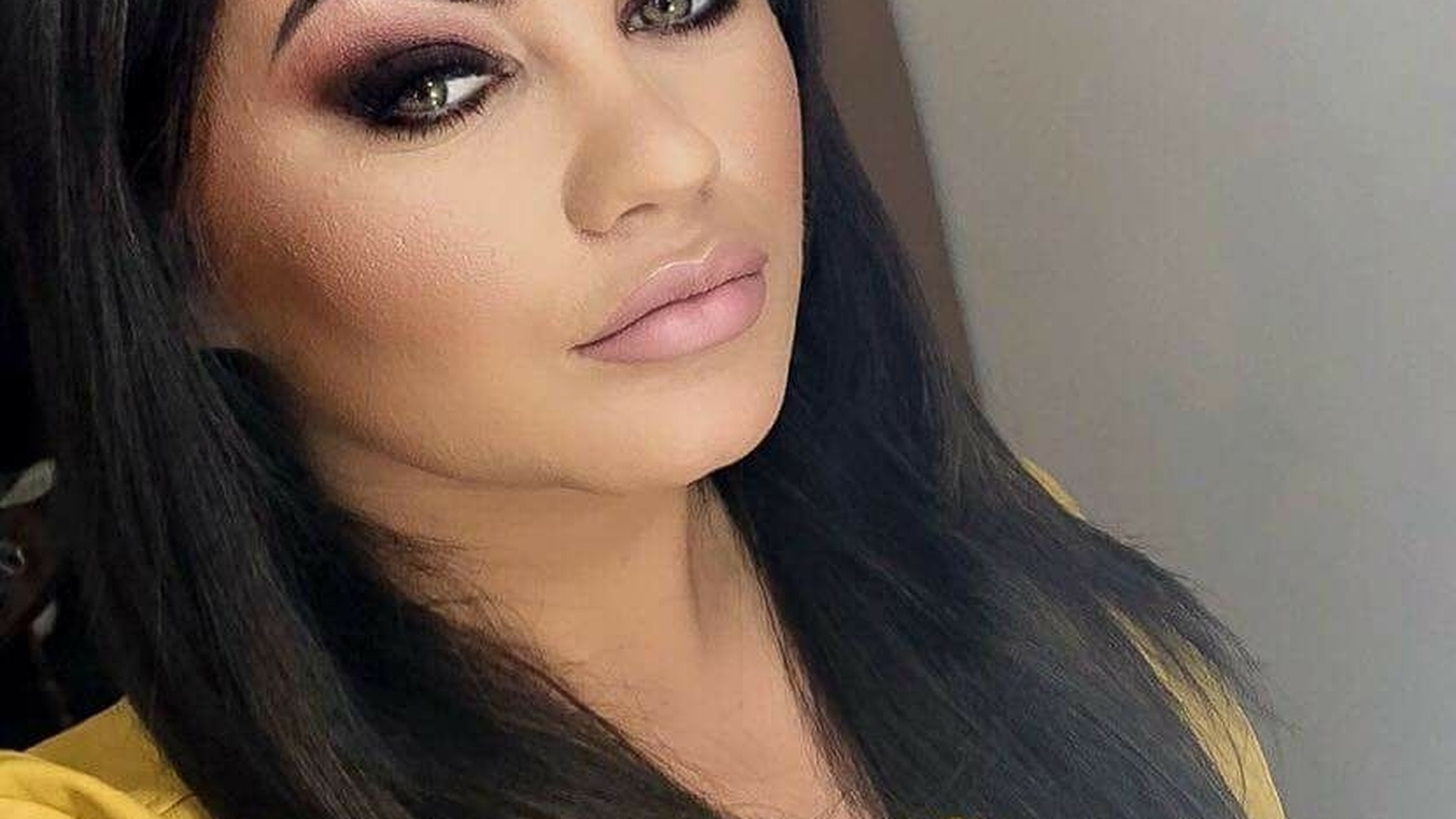 Carmen de la Sălciua a răbufnit: "Nu vreau să mă mai tot asociaţi cu Denisa Răducu!" De unde a pornit supărarea artistei!