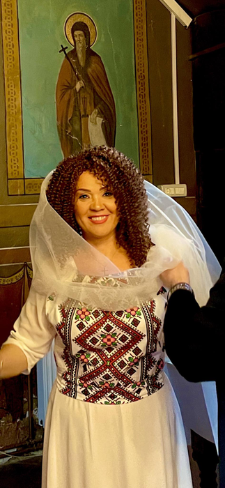 Minodora susține că a fost ajutată de divinitate să aibă succes în industria muzicală (Foto: Facebook)