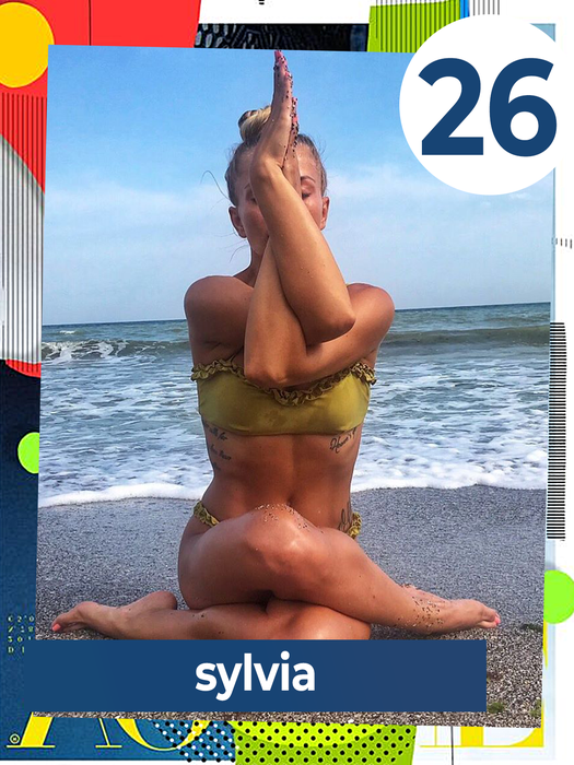 Top 30 sexy-vedete „prinse” în „buza” mării sau pe marginea piscinei