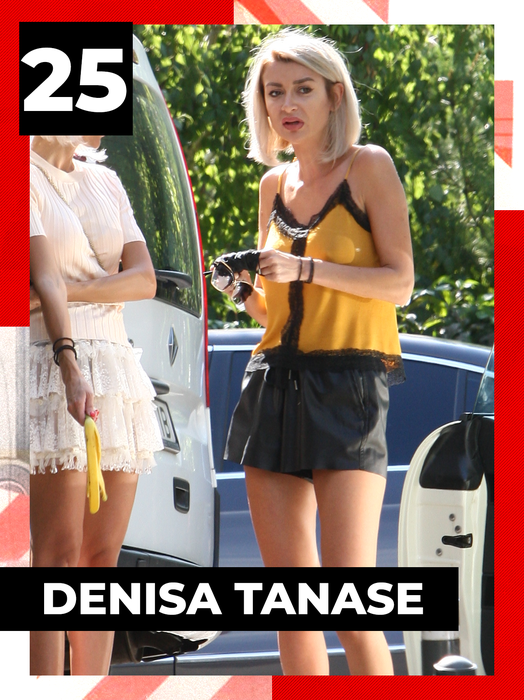 TOP sexy-vedete. Bianca Drăgușanu, Daniela Crudu sau Raluca Bambi s-au aplecat pe bancheta din spate și…: Mamăăă, ce priveliște!