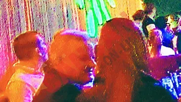 Sedus in club de o studenta