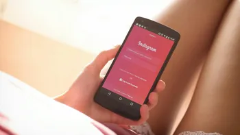 Reel-urile de pe Instagram, o dovadă de iubire? Ritualul ciudat care a înlocuit afecțiunea și conversația în sânul familiei