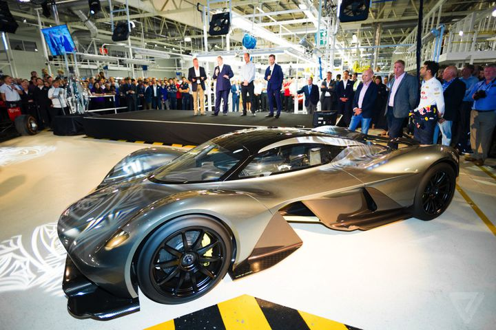 Bogdan Căpușan, singurul român care şi-a comandat un Aston Martin Valkyrie în valoare de trei milioane de euro