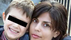 Ea este femeia acuzată că și-a strangulat copilul, susținând că este Diavolul! ”Pe Pavel l-a luat Dumnezeu pentru că era plin de viață”