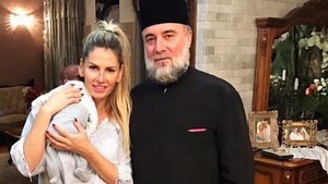 Andreea Bănică, selfie cu băieţelul ei! Noah a împlinit două luni şi creşte văzând cu ochii