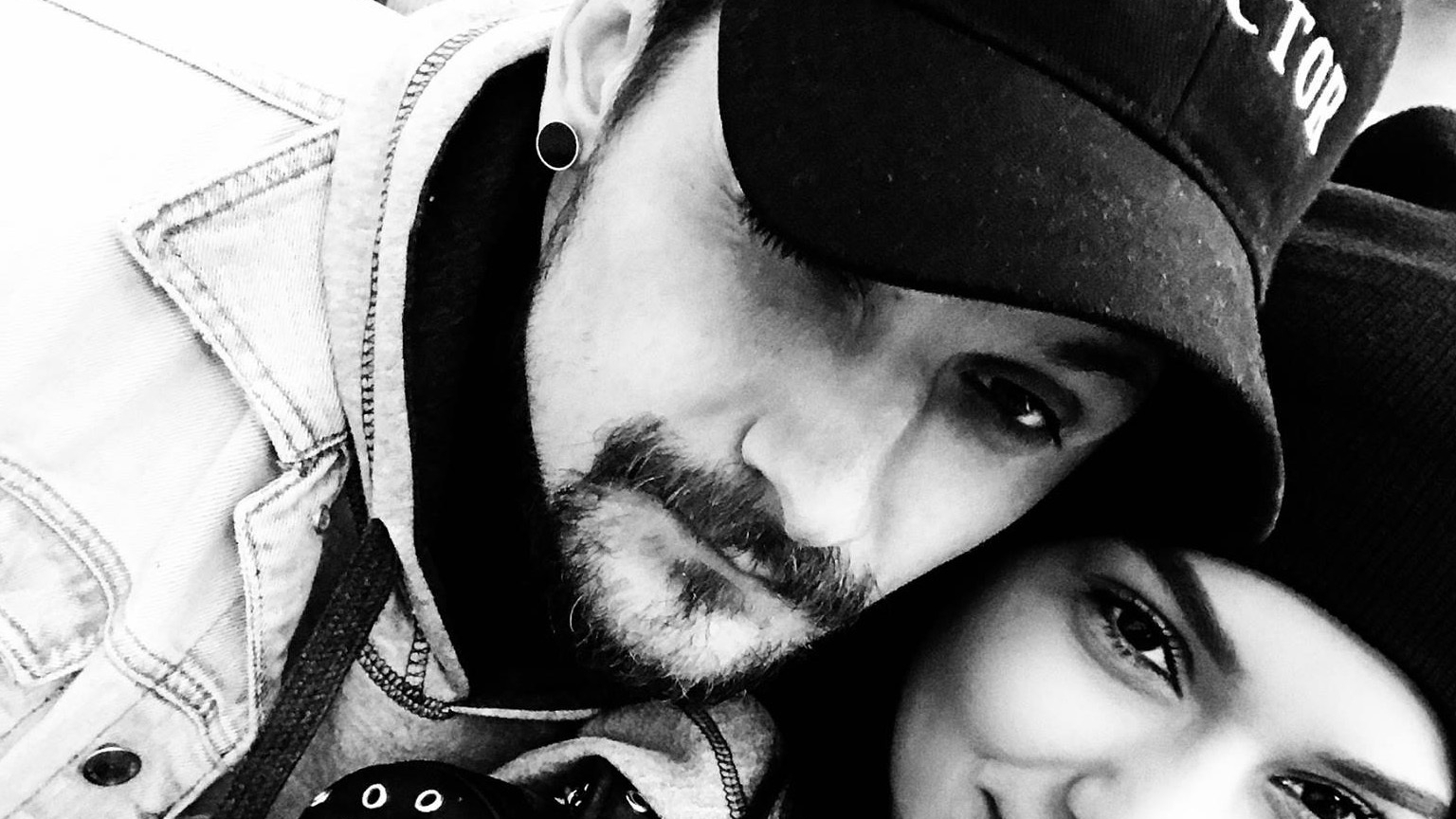 Carmen Minune, extrem de sexy în primele cadre din videoclip! Cum a filmat-o iubitul ei regizor!
