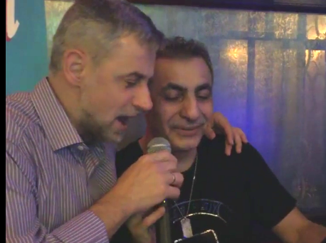 Radu Morar şi-a arătat talentele în faţa prietenilor şi angajaţilor Naşul TV