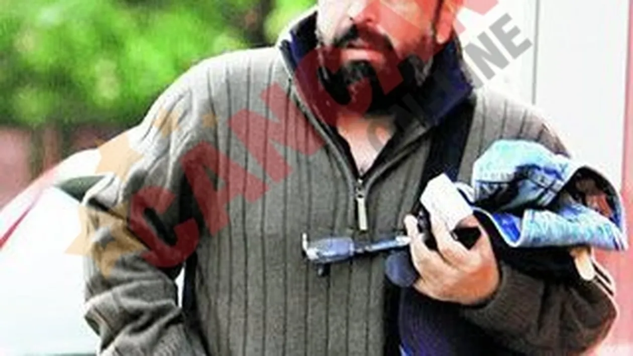 Ioan Gyuri Pascu: Beau apa cu lamaie! Stau in casa si completez rebus