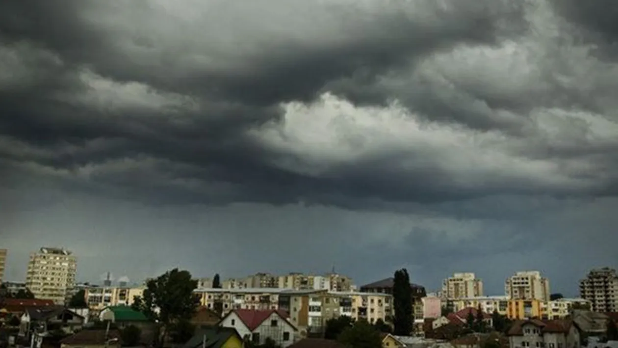 Vremea se schimbă radical! A fost emis COD GALBEN de furtună