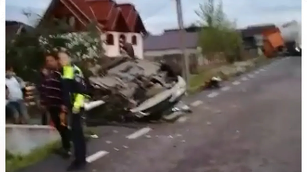 Accident cumplit! O fetiță de 12 ani a murit pe loc, șapte persoane au fost rănite!