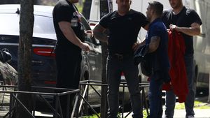 ”Spaima Moldovei” are inimă de adolescent. Durul Costeluş Corduneanu şi-a ”rupt gâtul” după o mămică de 40+