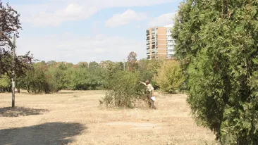 Solutie pentru aglomeratia din zona Titan: consilierii vor sa construiasca o parcare in forma de sertar, sub parc!