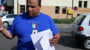 Fratele lui Bercea Mondial, Vasile Anghel, reţinut de poliţişti! Acesta a acuzat dureri de inimă în timpul audierilor