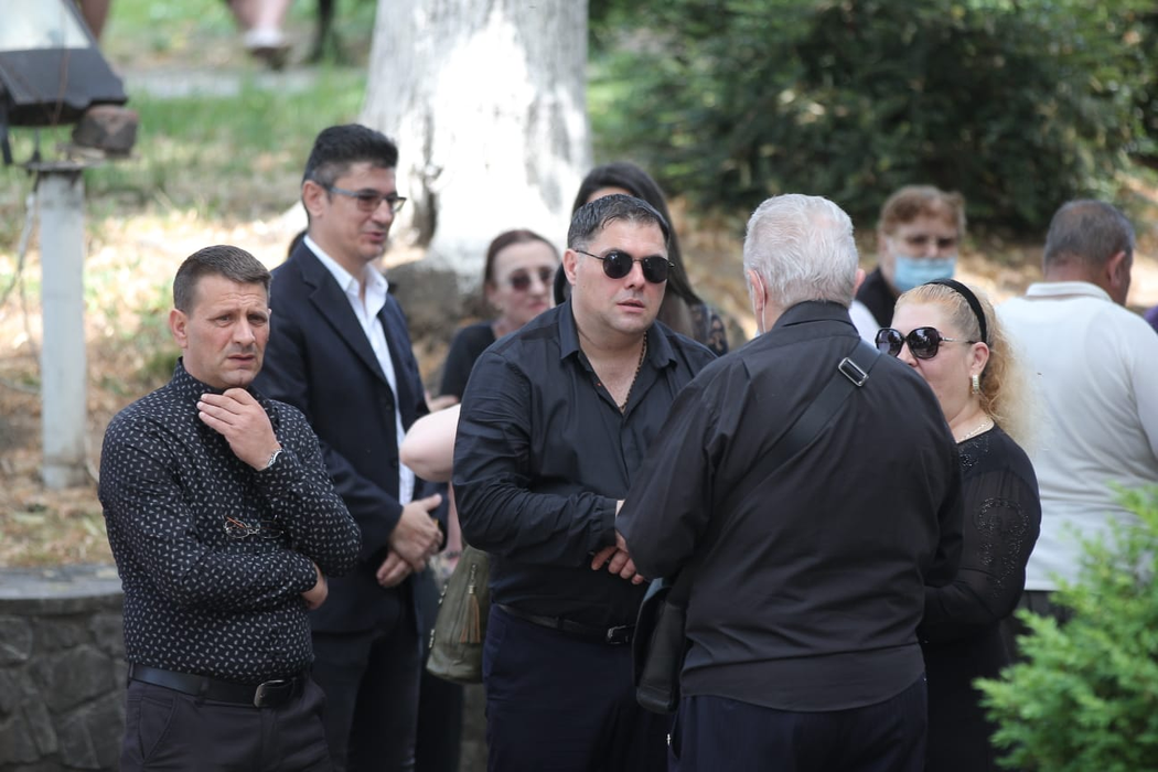 Reputatul Gheorghe Turda a cântat pentru Costin Mărculescu. Oamenii l-au ascultat înmărmuriți VIDEO