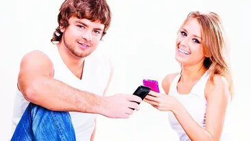 Telefonul mobil ne umple de microbi