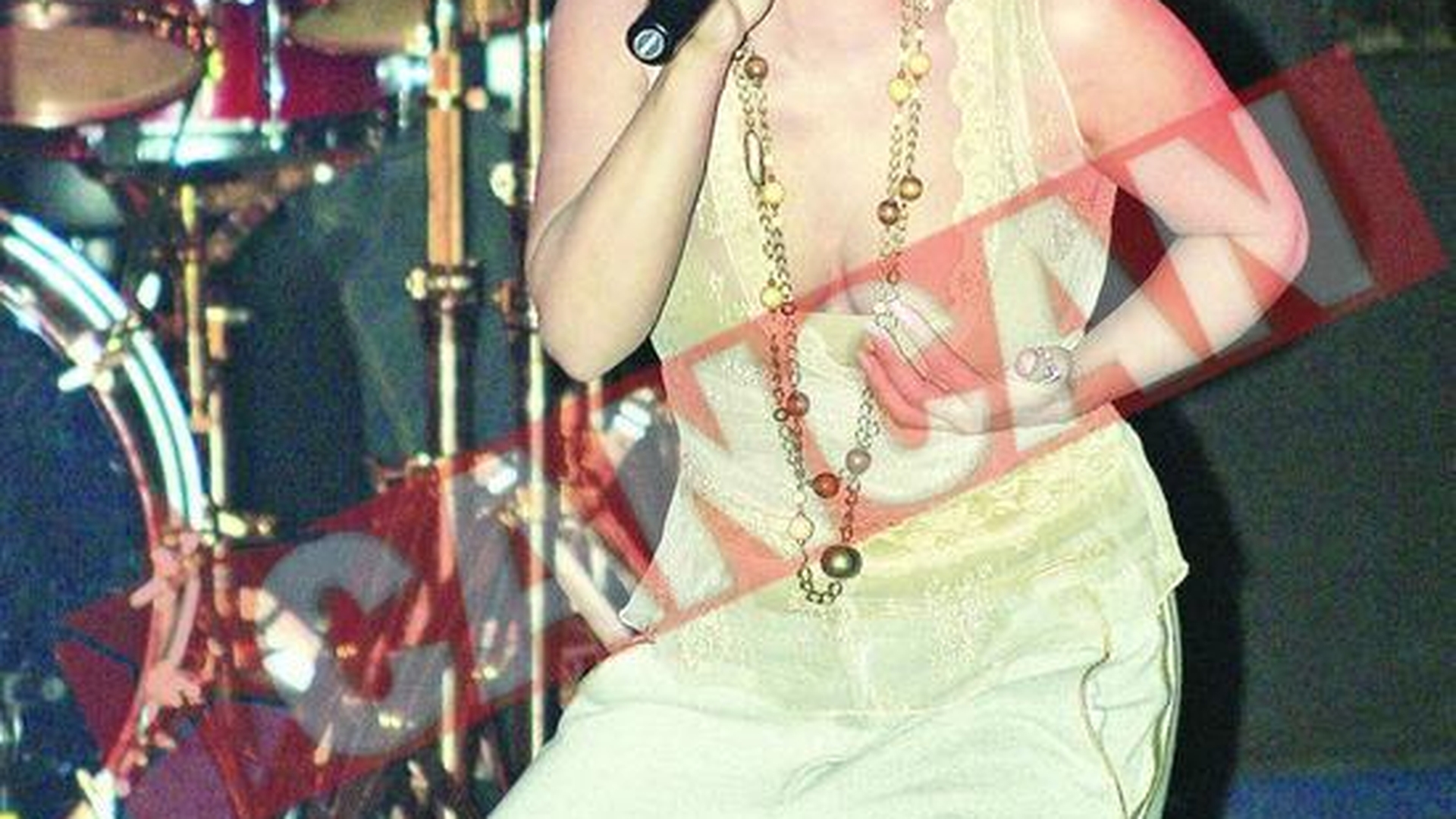 Luminita Anghel s-a impacat cu "Mamaia"