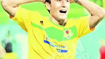 Paul Papp se insoara cu iubita din liceu. Perla lui Porumboiu face nunta