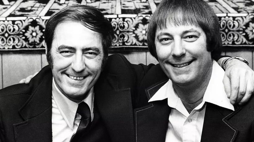 Uimitorul caz al gemenilor care au fost separați la naștere dar au dus vieți identice. Care a fost explicația