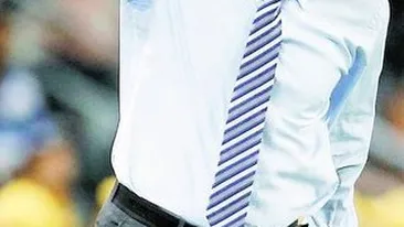 Selectionerul are zilele numarate la carma cocosilor: Viitor negru pentru Blanc