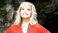 Amanda Lear a fost operată pe cord. Cum se simte actrița după intervenția dificilă