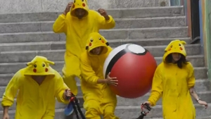 VIDEO | Vrei să vânezi pokemoni? Ghinion! Monstruleţii au început să se răzbune şi să îi vâneze ei pe oameni